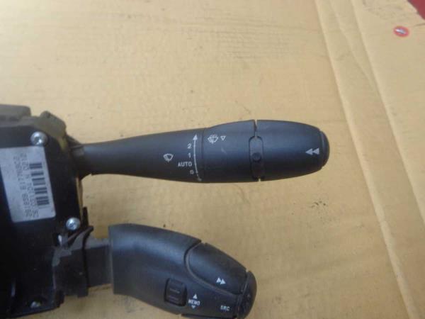 COMMODO CITROEN / PEUGEOT - Vue 3